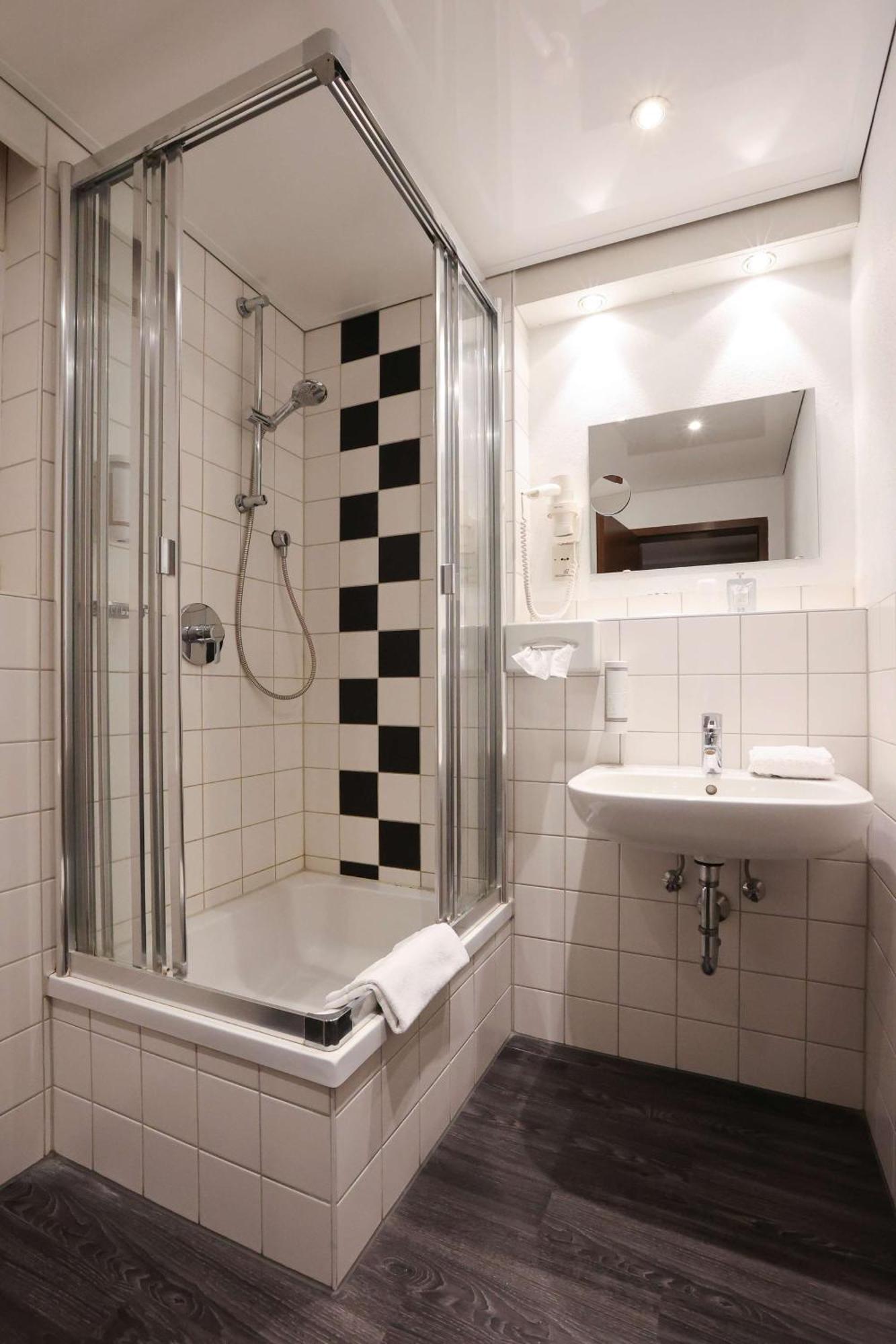 Arthotel Ana Flair Нёрдлинген Экстерьер фото